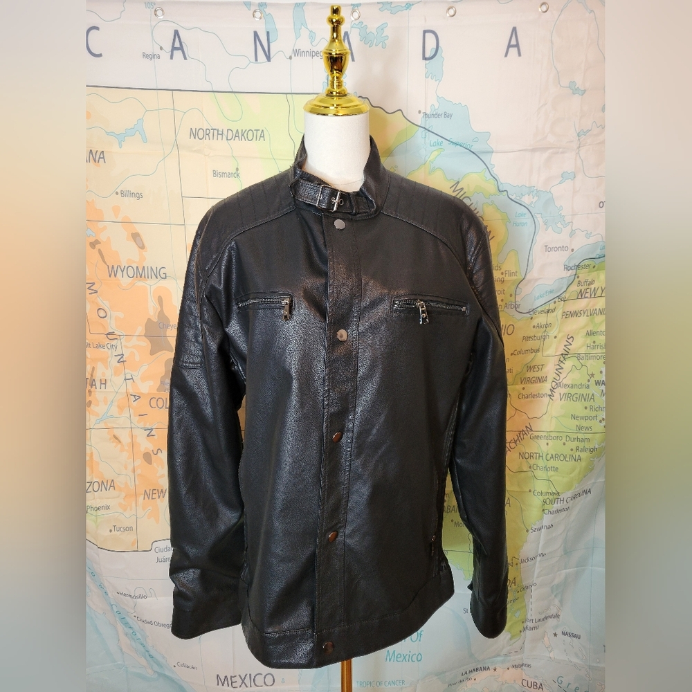 Men's Black Leather Bomber Jacket